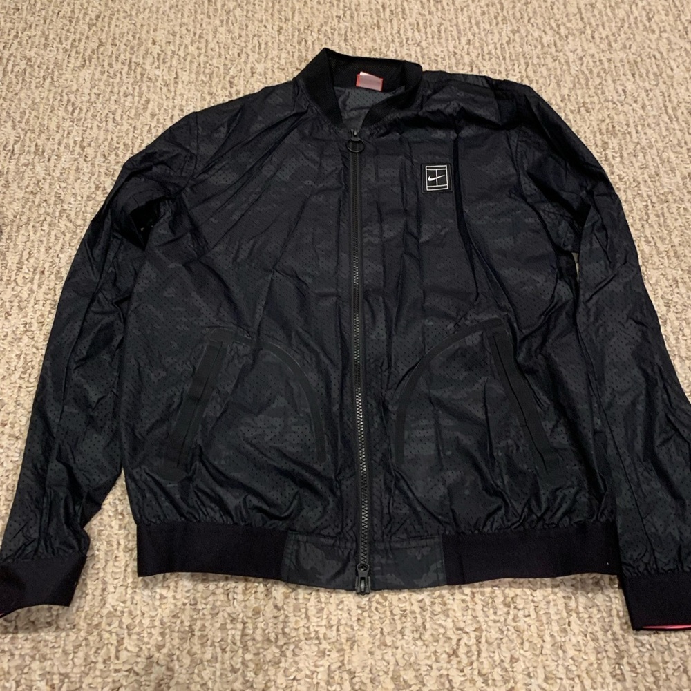 Nike women’s workout jacket/ windbreaker